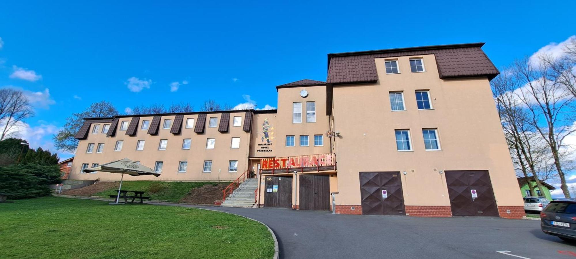 Hasicsky Hotel Přibyslav Extérieur photo